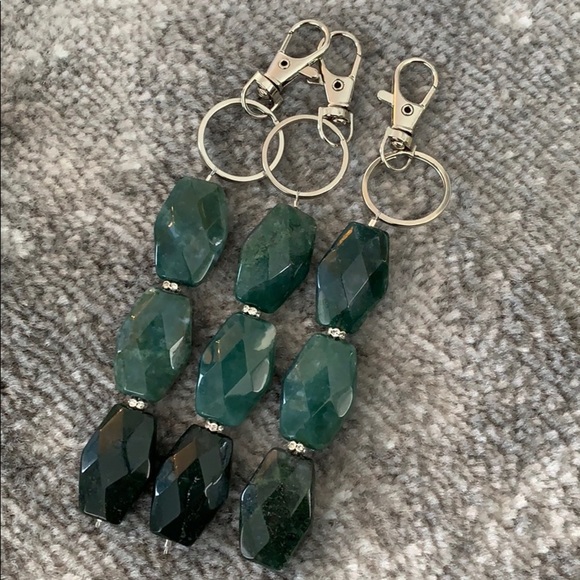 Green Agate beaded keychain - Picture 3 of 8